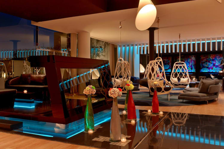 W Lounge